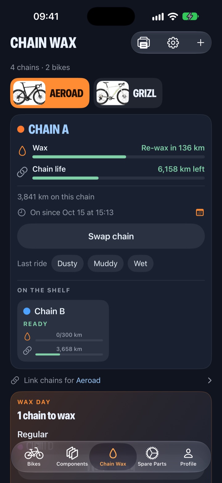 Chain Wax showing installed and spare chains with distance since their last wax